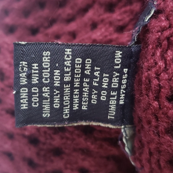 Abercrombie deep cranberry wine open weave knit sweater split neck Size Large - Picture 7 of 7